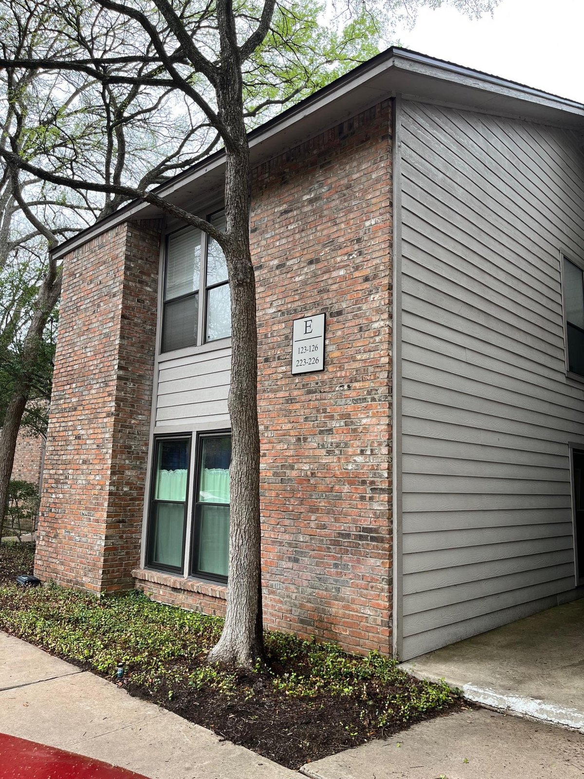 View 3839 Dry Creek DR Unit #223 in Dry Creek West Condo 3839 Dry Creek DR Unit #223 - property photo 1 - Luxury home in Dry Creek West Condo, Austin, TX