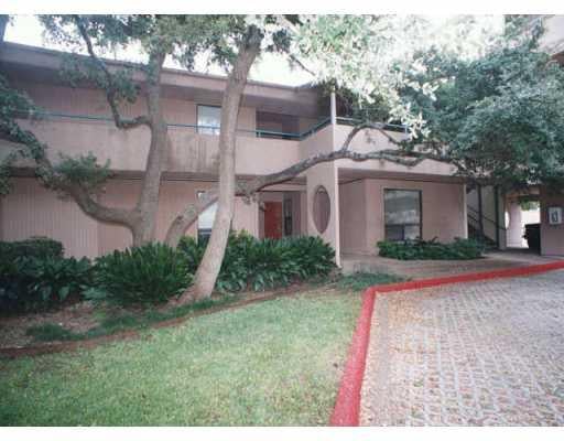 View 3840 Far W Unit #101 in Northwest Hills 3840 Far W Unit #101 - property photo 1 - Luxury home in Northwest Hills, Austin, TX