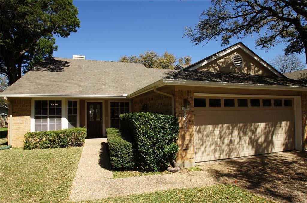 View 3843 Williamsburg Cir in Northwest Hills 3843 Williamsburg Cir - property photo 1 - Luxury home in Northwest Hills, Austin, TX