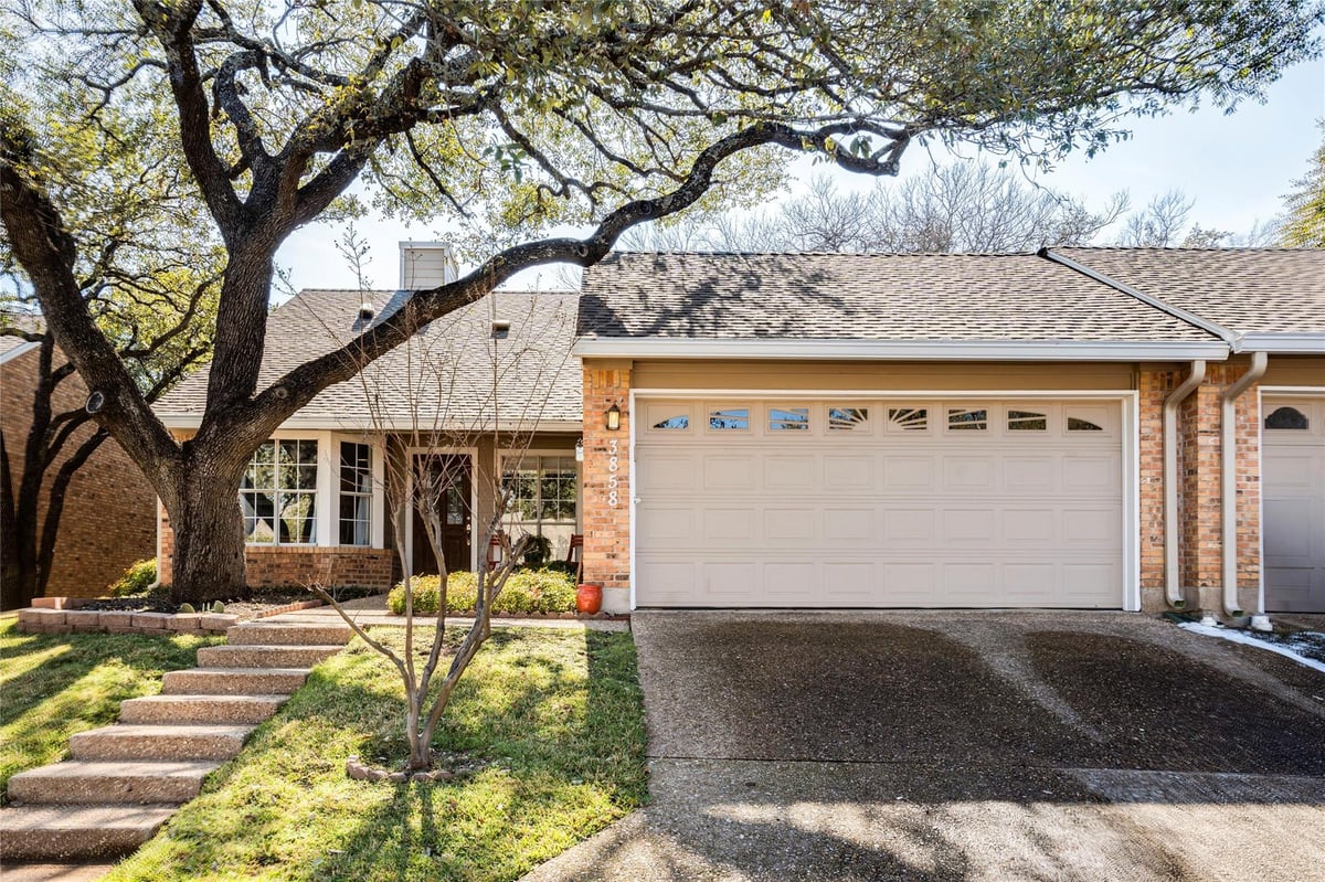 View 3858 Williamsburg CIR in Charleston Place 02 3858 Williamsburg CIR - front exterior - Luxury home in Charleston Place 02, Austin, TX