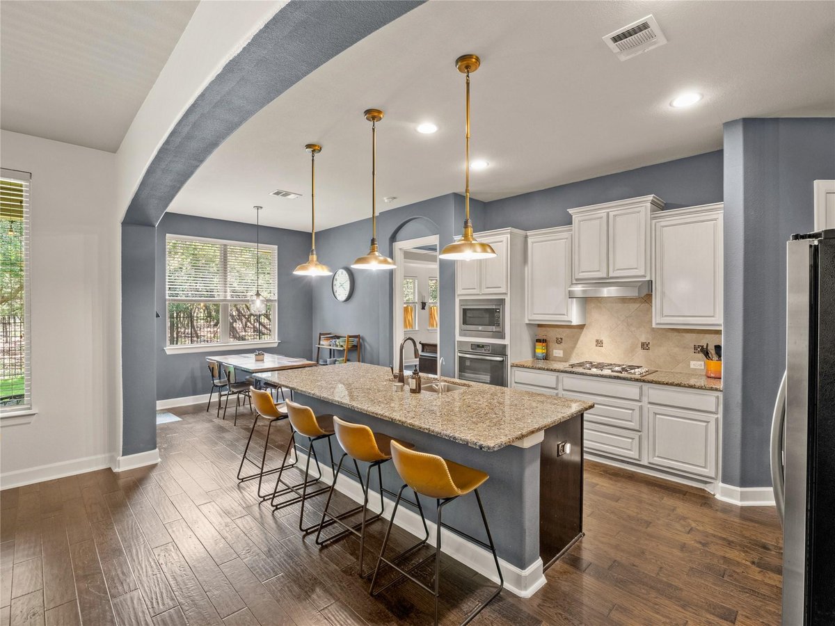 View 3869 Skyview WAY in Highlands/Mayfield Ranch Sec 1 3869 Skyview WAY - property photo 1 - Luxury home in Highlands/Mayfield Ranch Sec 1, Round Rock, TX