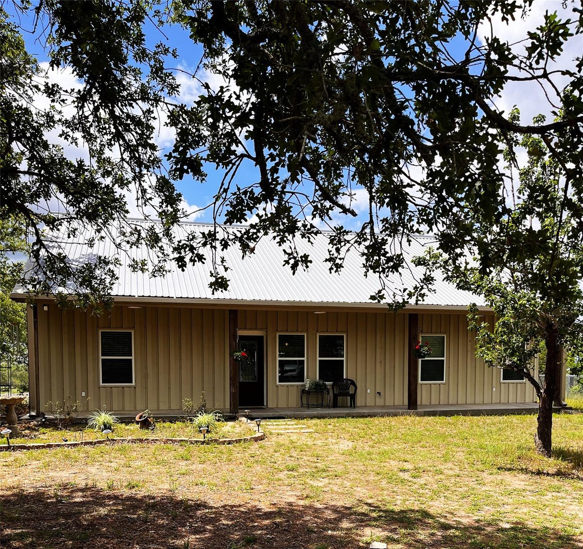 View 3873 Fm 1624 in none 3873 Fm 1624 - front exterior - Luxury home in none, Lincoln, TX