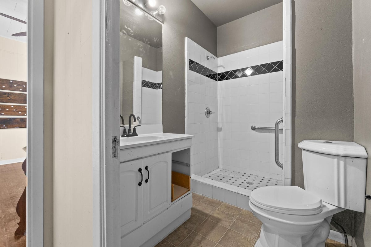 Bathroom at 388 County Road 3500 - 4 bed 4 bath home