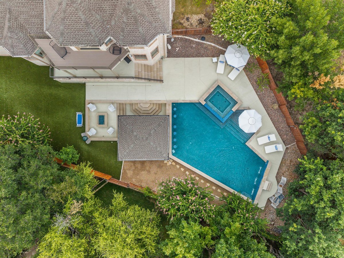 View 3900 Simon Ridge CT in Ranch At Brushy Creek South 3900 Simon Ridge CT - property photo 1 - Luxury home in Ranch At Brushy Creek South, Cedar Park, TX