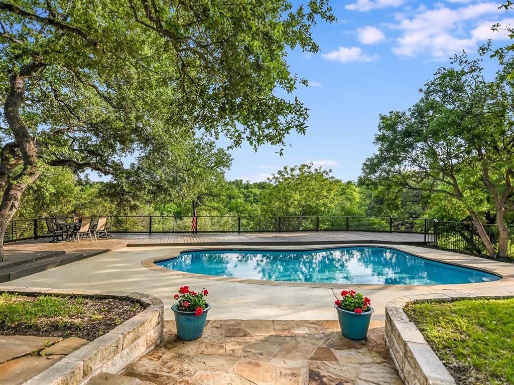 View 3902 Knollwood Dr Unit #A in Knollwood Condo Amd 3902 Knollwood Dr Unit #A - front exterior - Luxury home in Knollwood Condo Amd, Austin, TX