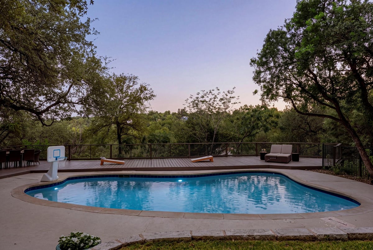 View 3902 Knollwood DR Unit #A in Knollwood 3902 Knollwood DR Unit #A - property photo 1 - Luxury home in Knollwood, Austin, TX