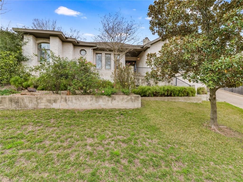 View 3904 Bonnell Dr in Mount Bonnell Terrace Sec 03 3904 Bonnell Dr - property photo 1 - Luxury home in Mount Bonnell Terrace Sec 03, Austin, TX