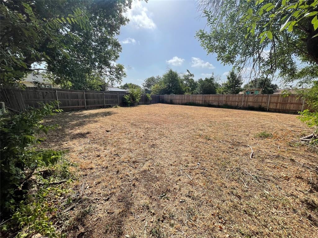 View 3904 Hawkshead Dr in Milwood Sec 04 3904 Hawkshead Dr - front exterior - Luxury lot in Milwood Sec 04, Austin, TX