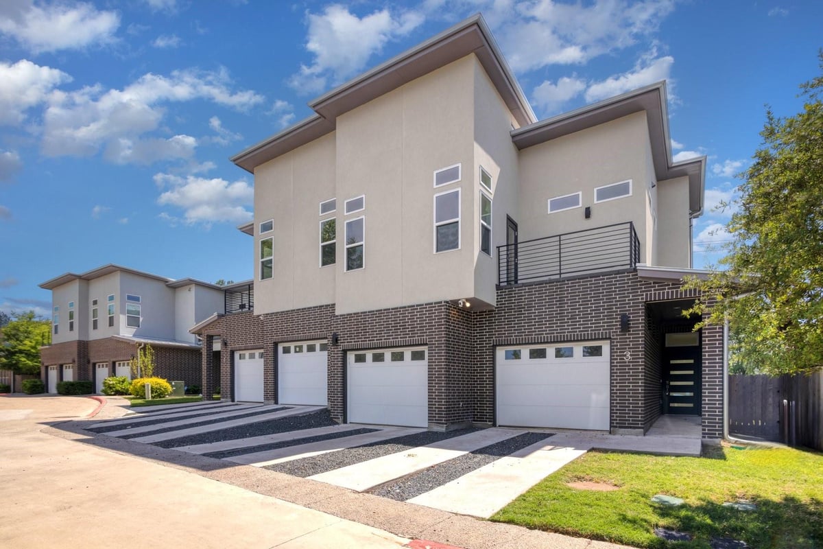 View 3905 Clawson RD Unit #3 in Banister Heights 3905 Clawson RD Unit #3 - front exterior - Luxury home in Banister Heights, Austin, TX