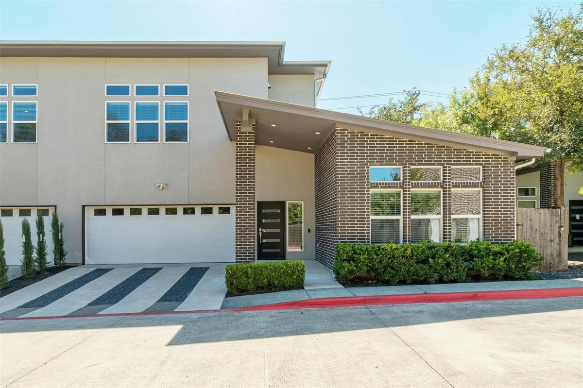 View 3905 Clawson RD Unit #7 in Banister Heights 3905 Clawson RD Unit #7 - property photo 1 - Luxury home in Banister Heights, Austin, TX