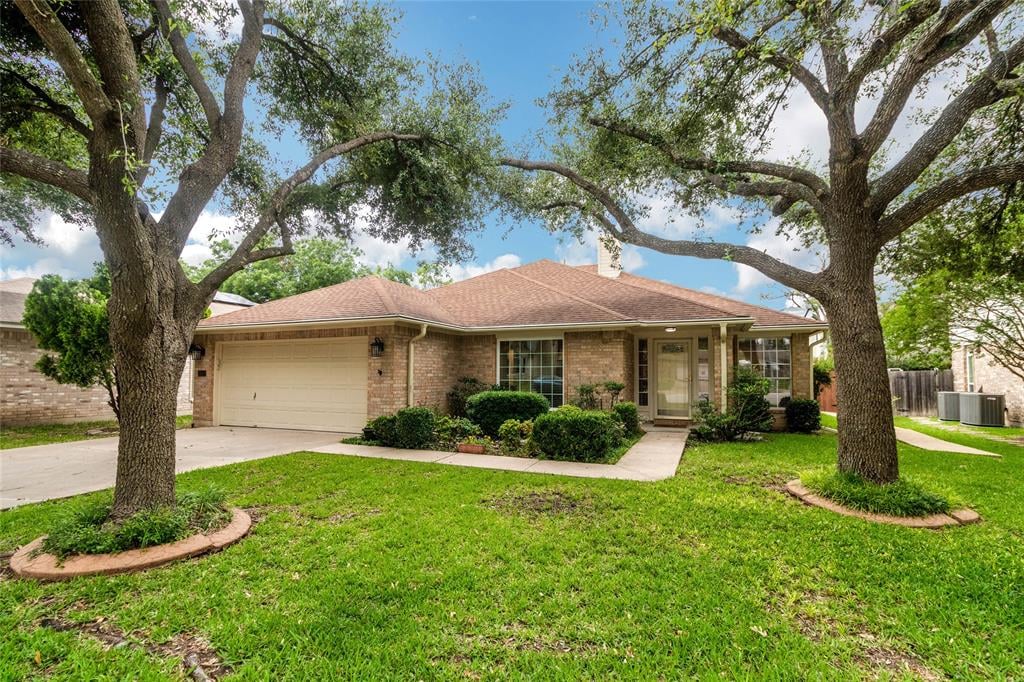 View 3908 Coffee Bean Cv in Willow Run 3908 Coffee Bean Cv - front exterior - Luxury home in Willow Run, Austin, TX
