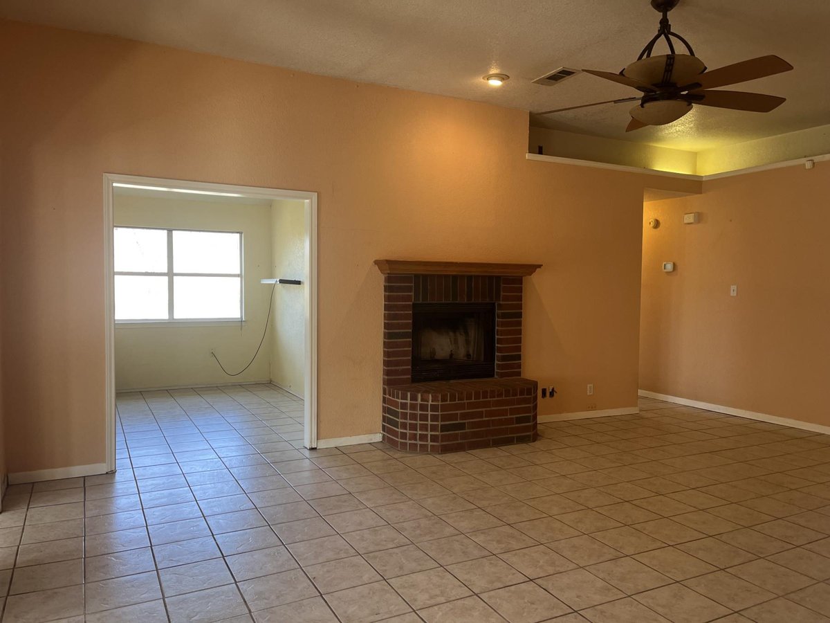 Primary bedroom at 3908 Lakecliff Dr - 3 bed 2 bath home
