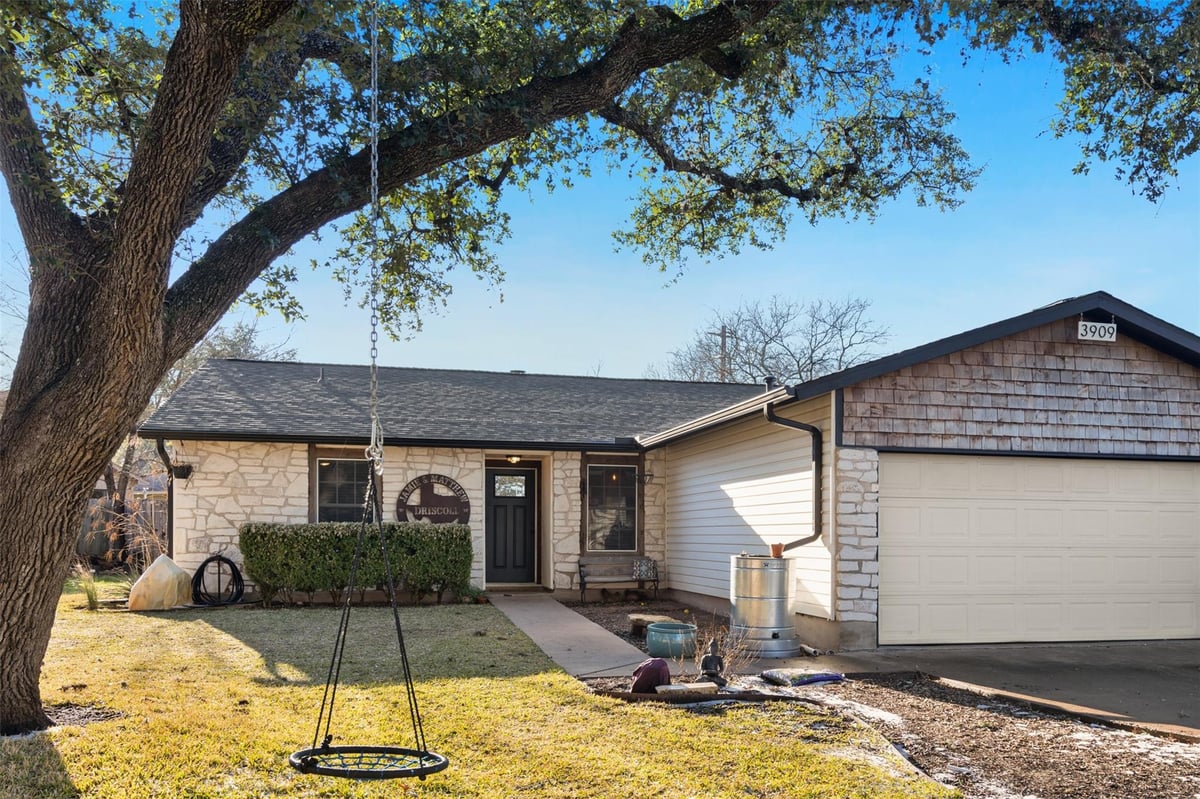 View 3909 Holt DR in Wheeler Creek Village 3909 Holt DR - property photo 1 - Luxury home in Wheeler Creek Village, Austin, TX