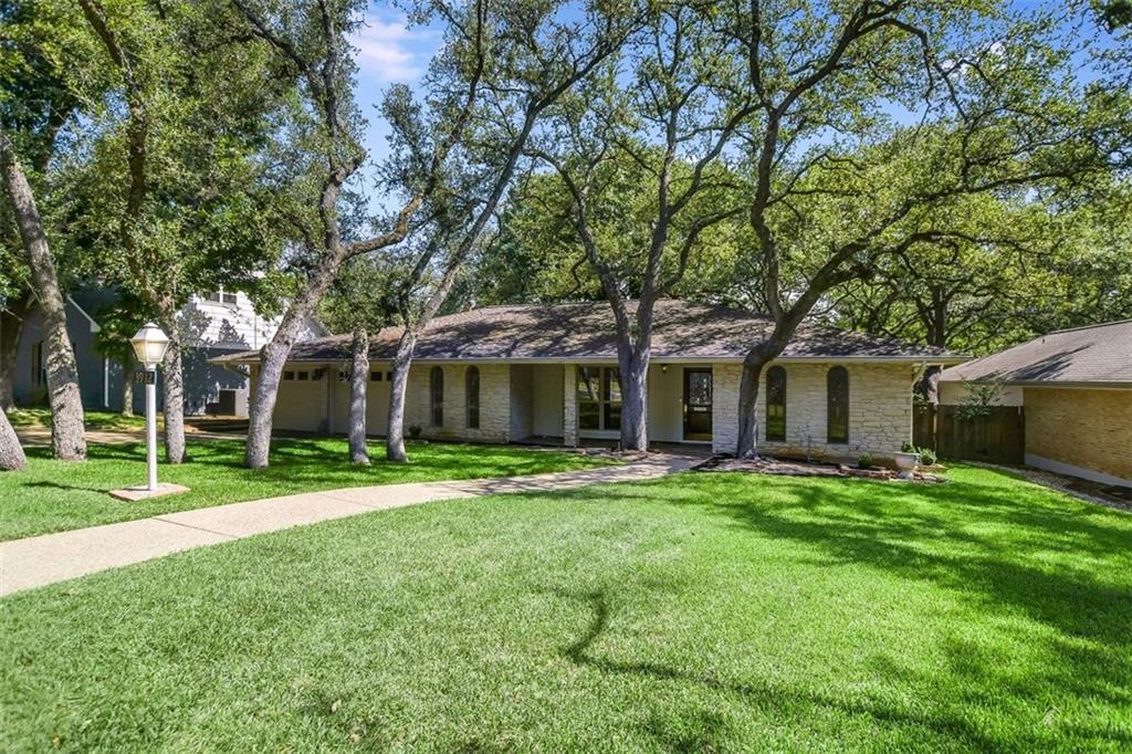 View 3912 Edgerock DR in Northwest Hills Mesa Oaks Ph 3912 Edgerock DR - front exterior - Luxury home in Northwest Hills Mesa Oaks Ph, Austin, TX