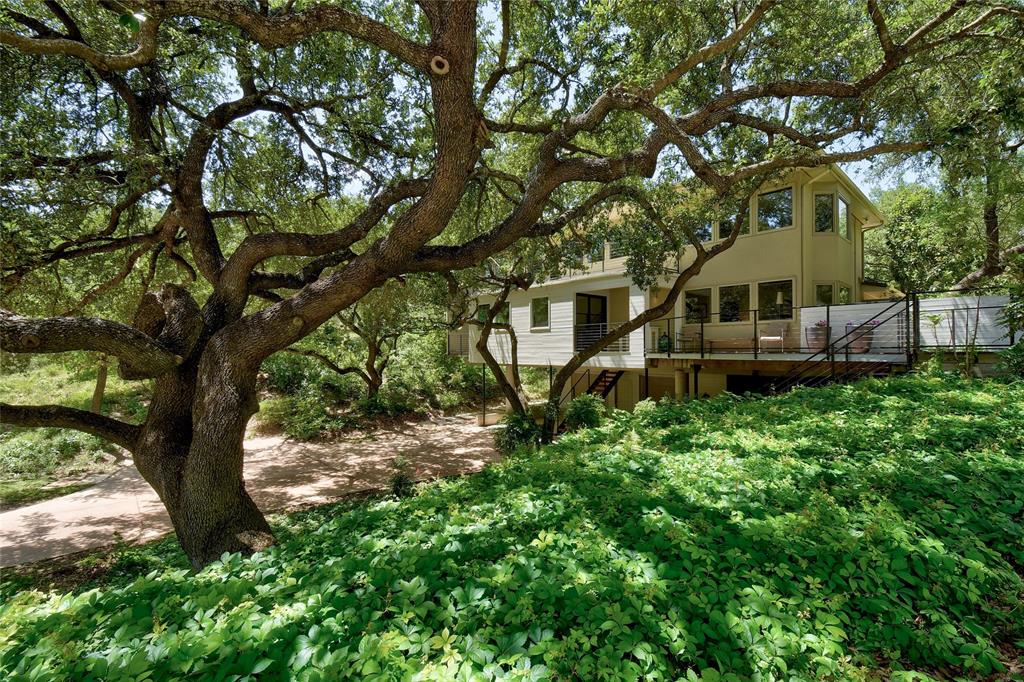View 3915 Bonnell DR in Bonnell Village 3915 Bonnell DR - front exterior - Luxury home in Bonnell Village, Austin, TX