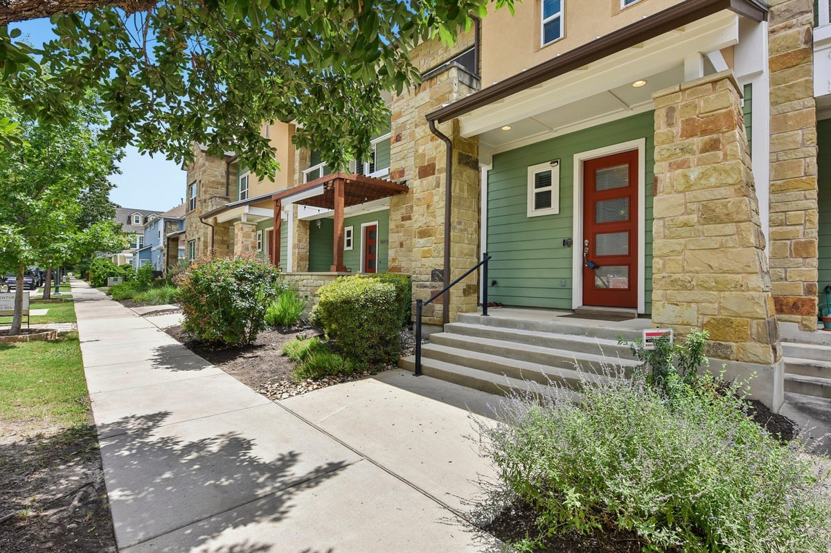 View 3917 Vaughan ST in Mueller Sec Vii-C Sub Amd 3917 Vaughan ST - front exterior - Luxury home in Mueller Sec Vii-C Sub Amd, Austin, TX