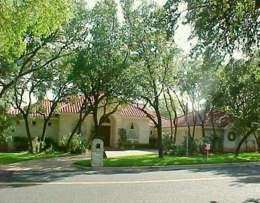 View 3921 Sierra in NORTHWEST HILLS SEC 5 3921 Sierra - property photo 1 - Luxury home in NORTHWEST HILLS SEC 5, Austin, TX