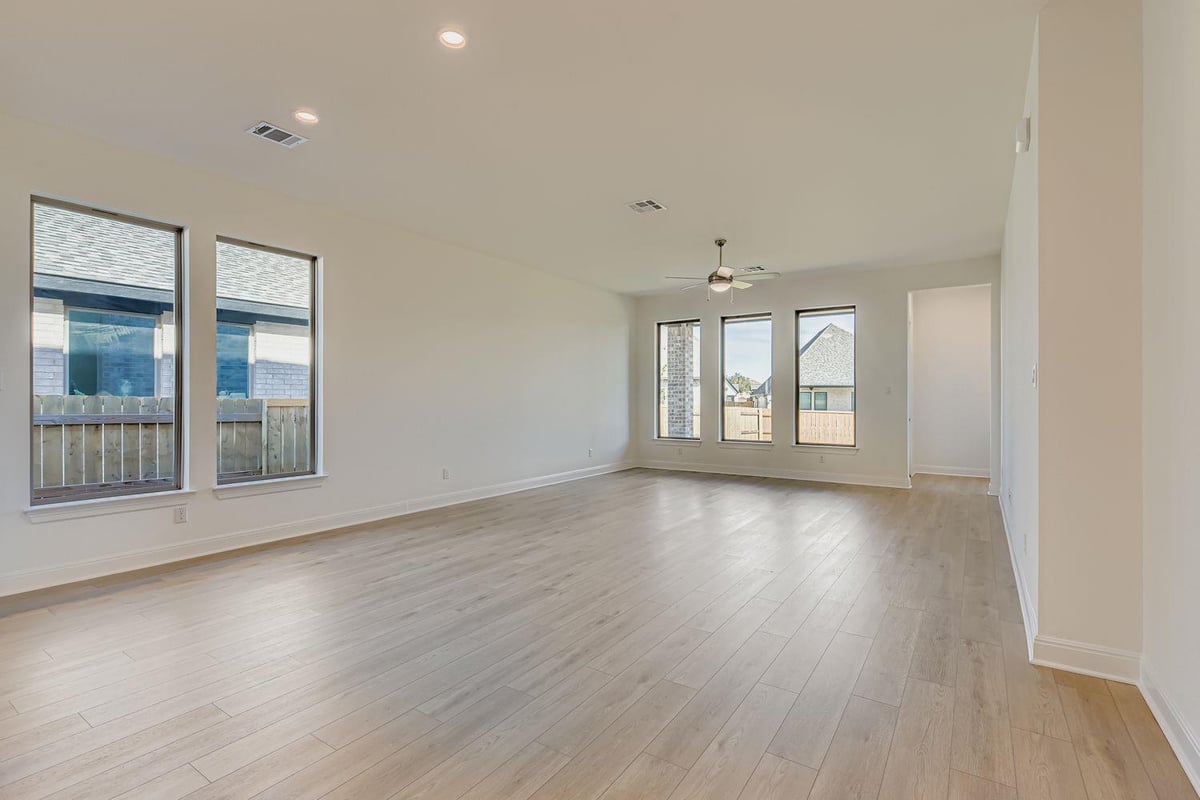 Living area at 395 Prickly Poppy Loop - 3 bed 2 bath home