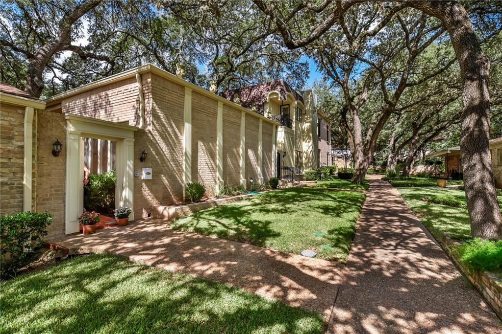View 3950 Far West Blvd in Northwest Hills 3950 Far West Blvd - property photo 1 - Luxury home in Northwest Hills, Austin, TX