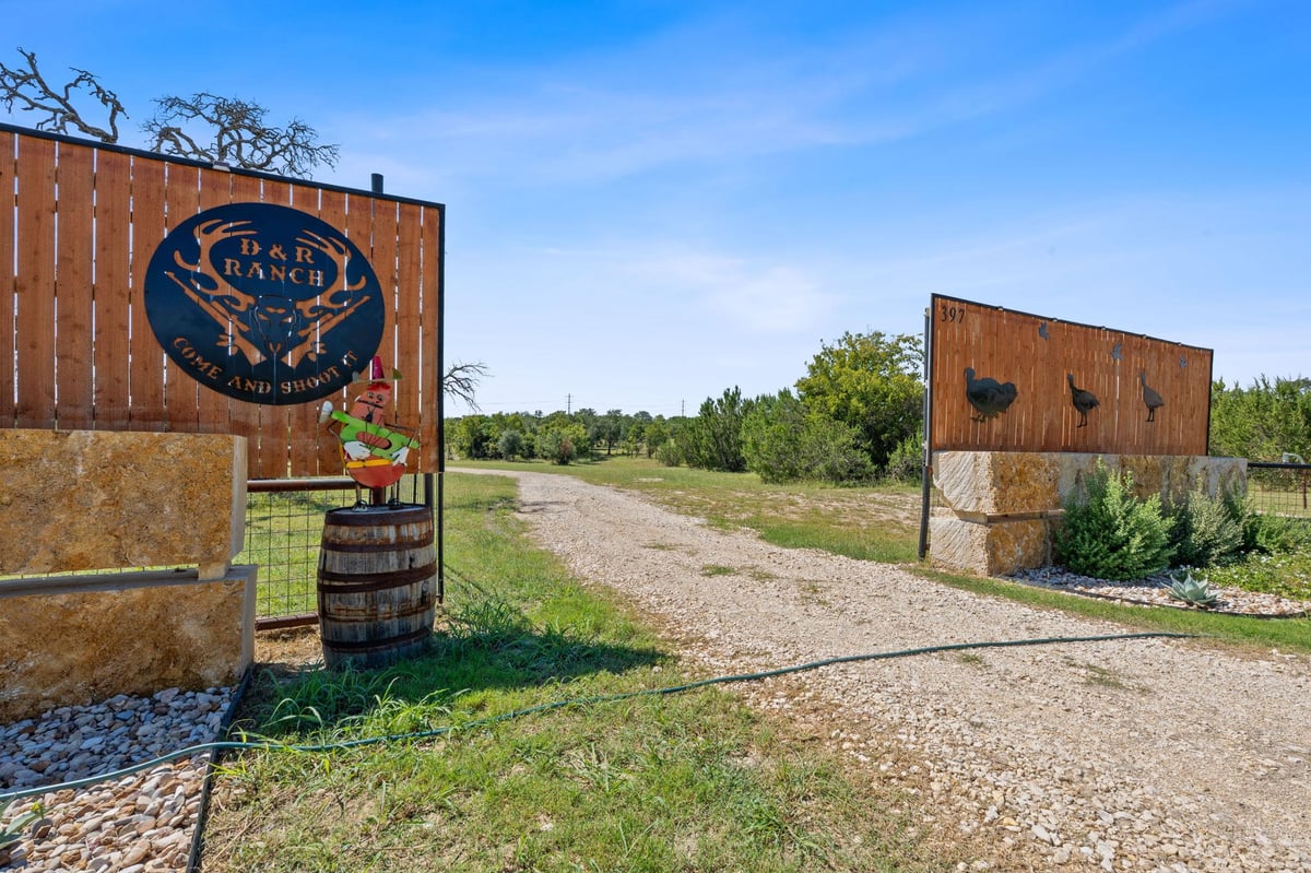 View 397 Private Road 3072 in None 397 Private Road 3072 - front exterior - Luxury home in None, Lampasas, TX