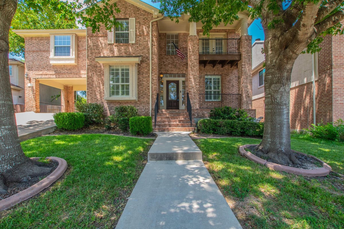 View 3988 Lord Byron CIR in Forest Crk Sec 16 3988 Lord Byron CIR - front exterior - Luxury home in Forest Crk Sec 16, Round Rock, TX
