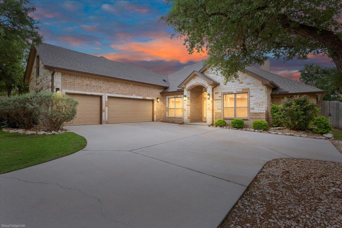 View 4 Salta Ct in Rancho Del Lago 4 Salta Ct - front exterior - Luxury home in Rancho Del Lago, Belton, TX