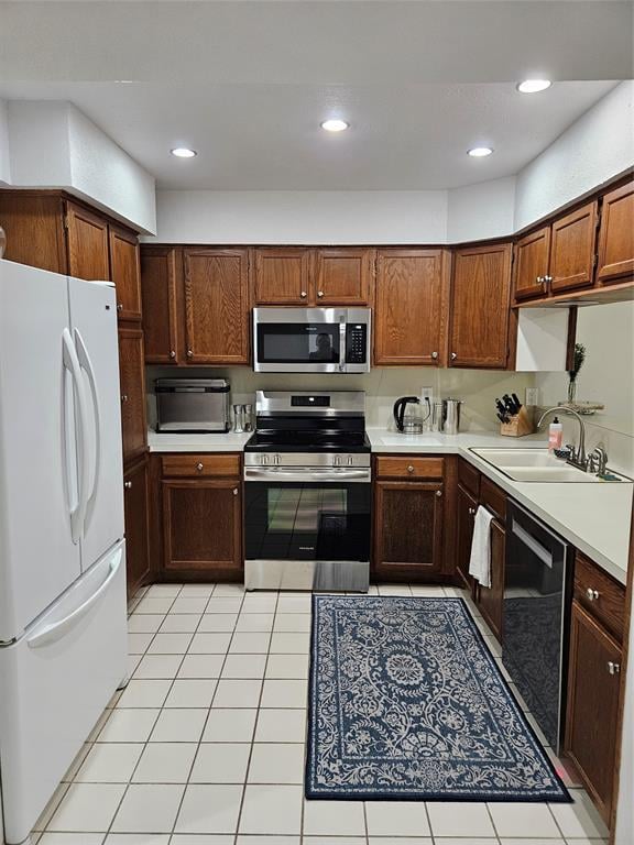 Kitchen at 40 Cypress Pt - 3 bed 3 bath home