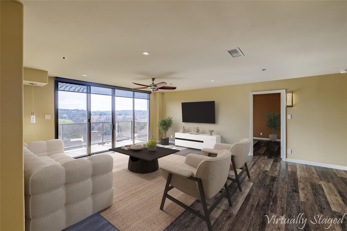 Living area - 40 N Interstate 35 Unit #6D3 Living area at 40 N Interstate 35 Unit #6D3 - 2 bed 2 bath home