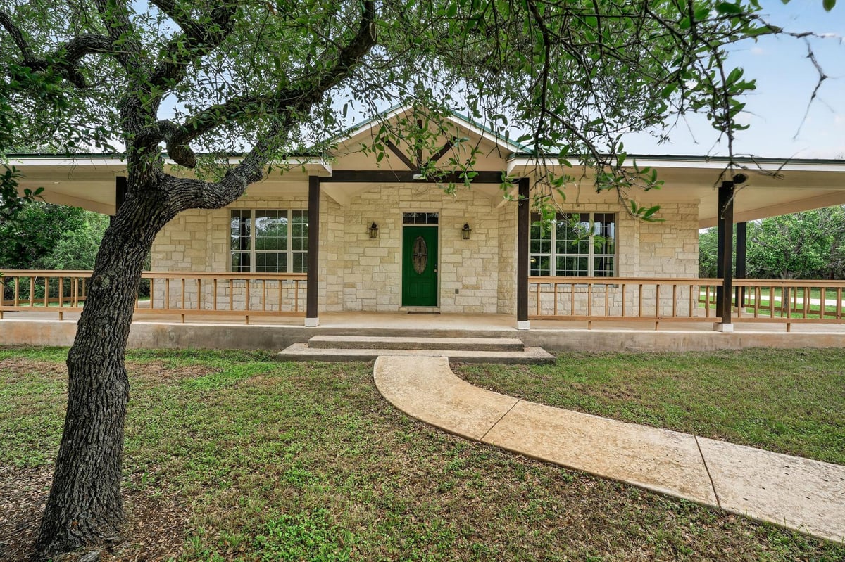 View 400 Barton Creek Dr in Barton Creek Ranch 400 Barton Creek Dr - front exterior - Luxury home in Barton Creek Ranch, Dripping Springs, TX