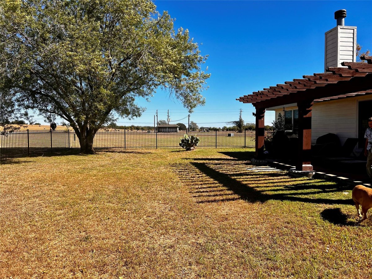 View 400 Colovista Pkwy in Colovista Country Club 400 Colovista Pkwy - property photo 1 - Luxury home in Colovista Country Club, Bastrop, TX