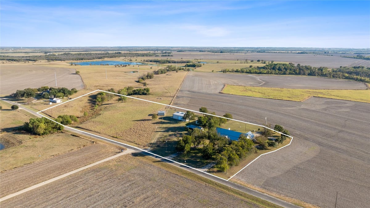 View 400 County Road 483 in Cowen 400 County Road 483 - front exterior - Luxury home in Cowen, Taylor, TX