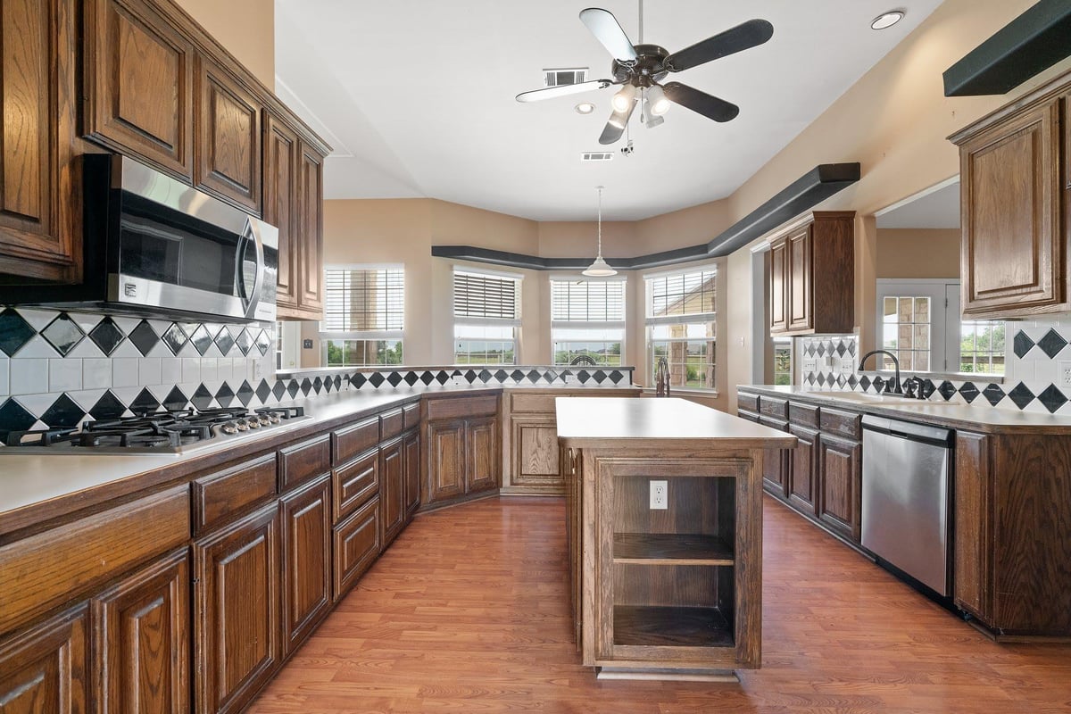 Kitchen at 400 Hyview Ln - H005D86H - Hutto Abstracts, Hutto, TX