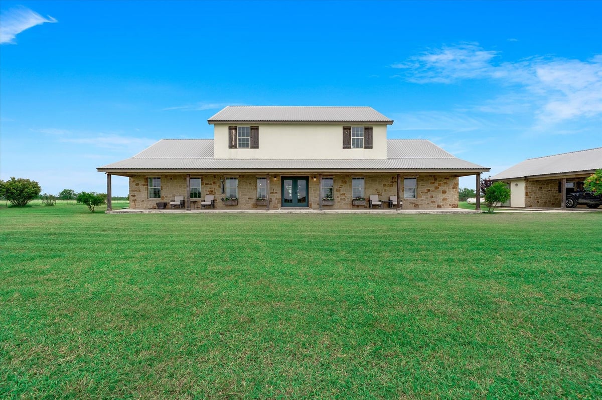 View 400 Little El Paso Rd in STEPHEN MORRISON 400 Little El Paso Rd - property photo 1 - Luxury home in STEPHEN MORRISON, Martindale, TX
