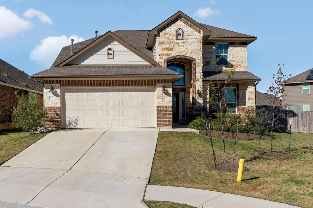 View 400 Mante CT in Enclave at Estancia 400 Mante CT - property photo 1 - Luxury home in Enclave at Estancia, Austin, TX