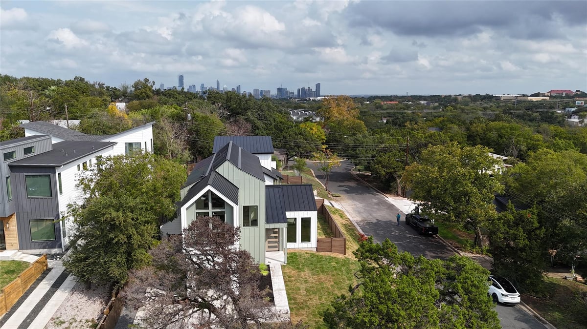 View 400 Post Road Dr in Williamson Sec 02 400 Post Road Dr - front exterior - Luxury home in Williamson Sec 02, Austin, TX