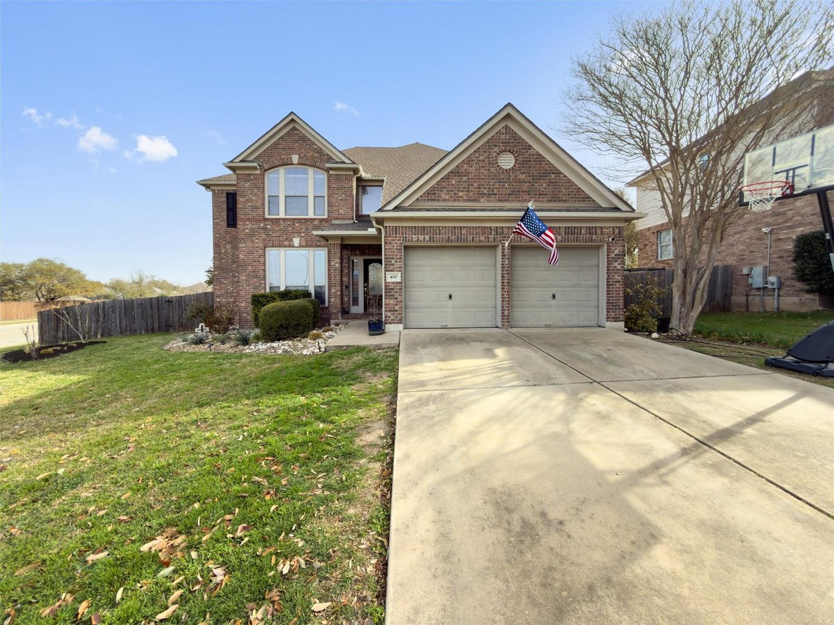 View 400 Red Hawk Dr in Vista Ridge Ph 03 400 Red Hawk Dr - front exterior - Luxury home in Vista Ridge Ph 03, Leander, TX