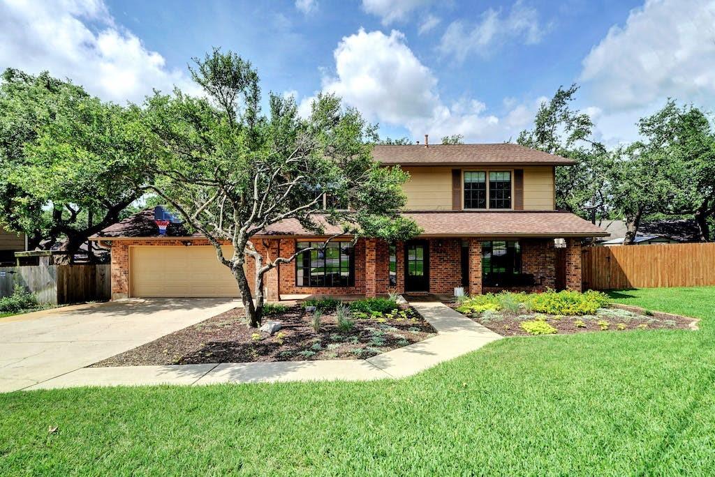 View 4003 Balcones Woods Dr in Balcones Woods Sec 05 4003 Balcones Woods Dr - front exterior - Luxury home in Balcones Woods Sec 05, Austin, TX