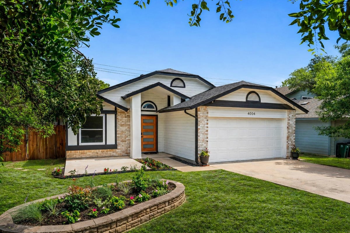 View 4004 Danli Ln in Maple Run Sec 08 4004 Danli Ln - front exterior - Luxury home in Maple Run Sec 08, Austin, TX