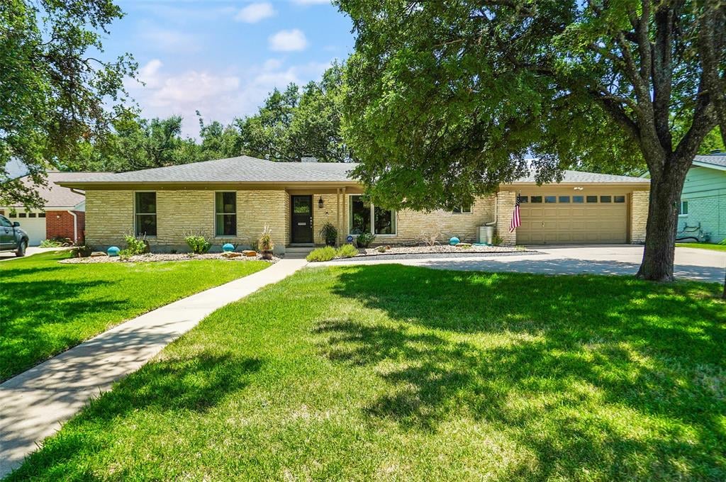 View 4007 Far West BLVD in Northwest Hills Sec 10 Ph 02 4007 Far West BLVD - property photo 1 - Luxury home in Northwest Hills Sec 10 Ph 02, Austin, TX