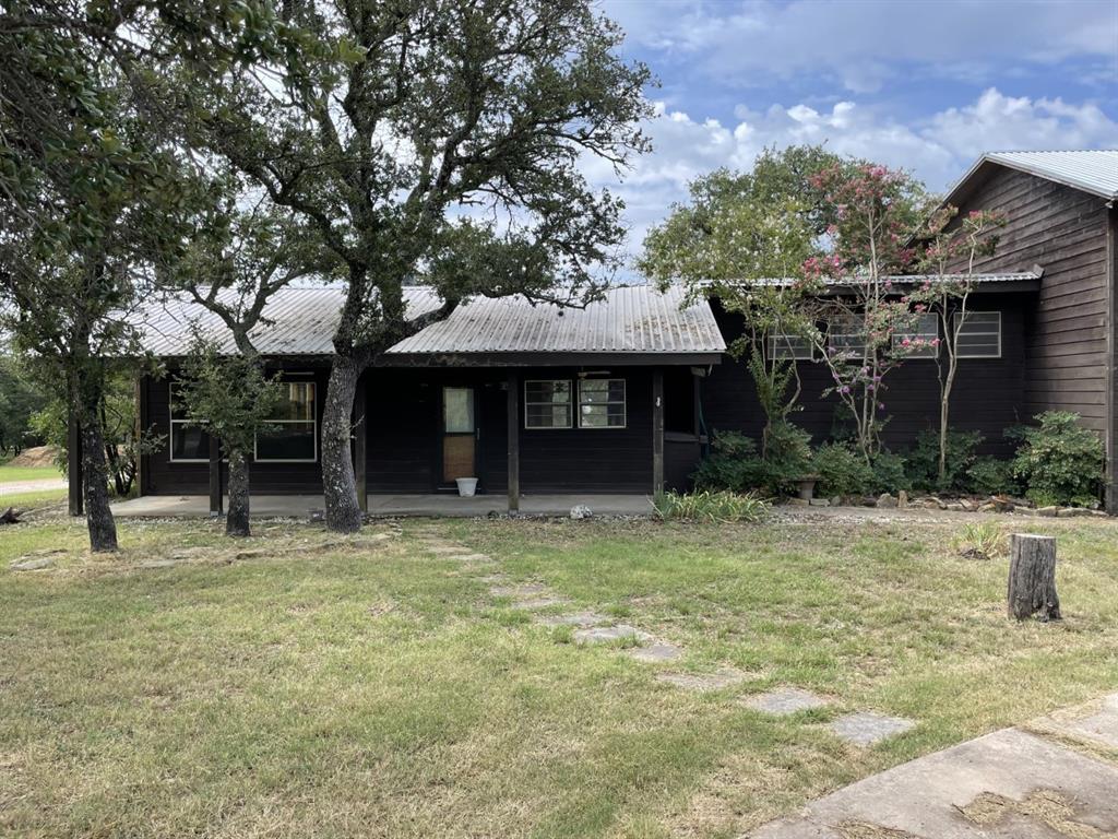 View 401 County Road 128 in South Silver Creek 401 County Road 128 - front exterior - Luxury home in South Silver Creek, Burnet, TX