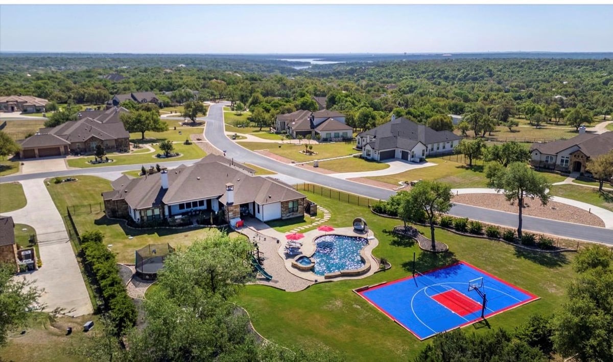 401 Highland Bluff DR - front exterior - Luxury home in Highland Estates, Georgetown, TX