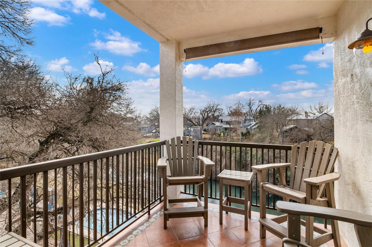 View 401 W Lincoln St Unit #A208 in Inverness New Braunfels 401 W Lincoln St Unit #A208 - front exterior - Luxury home in Inverness New Braunfels, New Braunfels, TX