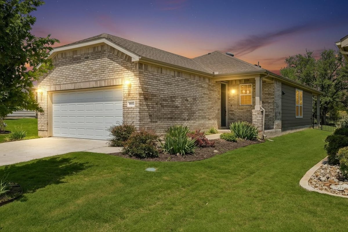 View 401 Yorktown ST in Sun City 401 Yorktown ST - front exterior - Luxury home in Sun City, Georgetown, TX