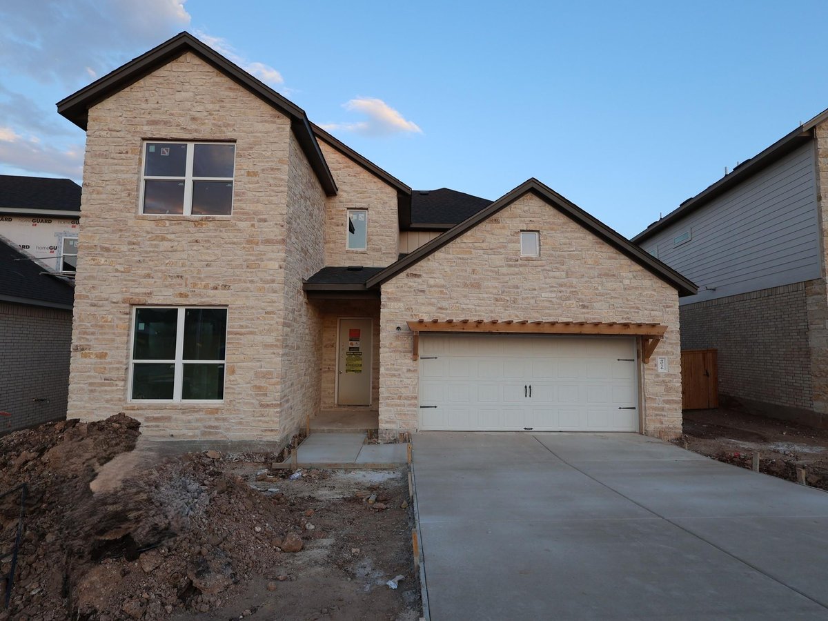View 4016 Fulton DR in Edgewood 4016 Fulton DR - front exterior - Luxury home in Edgewood, Leander, TX