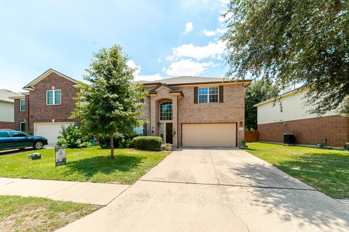 View 4019 Cargill DR in Cat Hollow Sec C Ph I 4019 Cargill DR - front exterior - Luxury home in Cat Hollow Sec C Ph I, Round Rock, TX