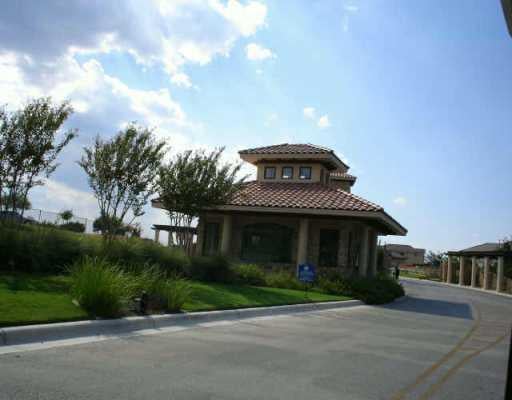 View 402 Black Wolf RUN 402 Black Wolf RUN - front exterior - Luxury lot in Lakeway, TX