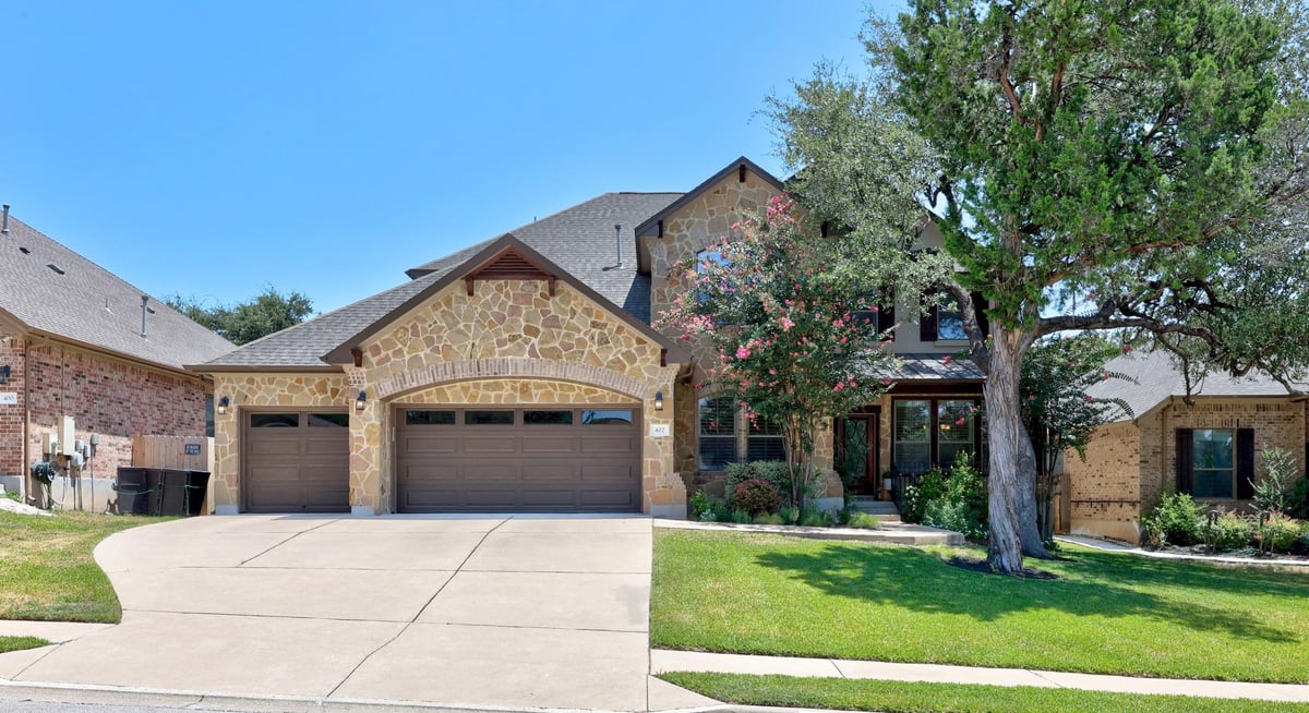 View 402 Bufflehead LN in Silver Oak Sec 4 402 Bufflehead LN - property photo 1 - Luxury home in Silver Oak Sec 4, Cedar Park, TX