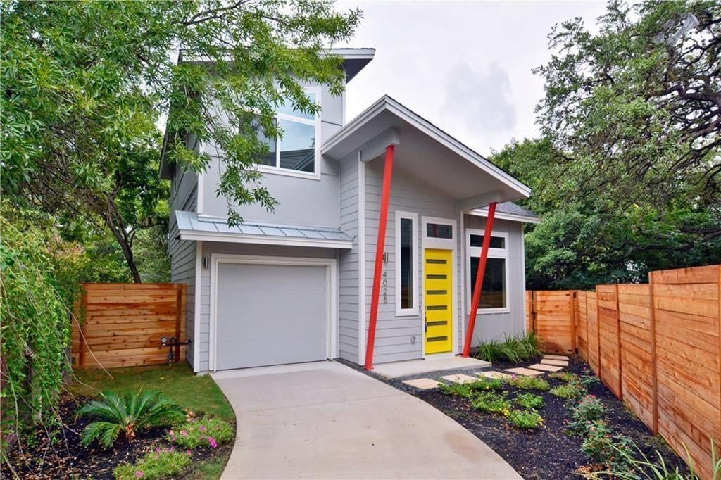 View 402 El Paso ST Unit #B in Hunter Add 402 El Paso ST Unit #B - front exterior - Luxury home in Hunter Add, Austin, TX