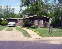 View 402 SOUTH PARK Dr in SOUTH PARK SEC 2 402 SOUTH PARK Dr - property photo 1 - Luxury home in SOUTH PARK SEC 2, Austin, TX