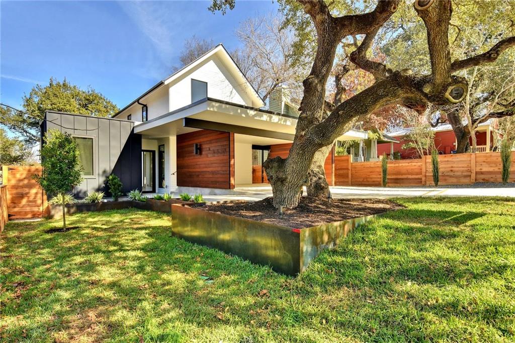 View 402 W Mary St in Bouldin Creek 402 W Mary St - property photo 1 - Luxury home in Bouldin Creek, Austin, TX